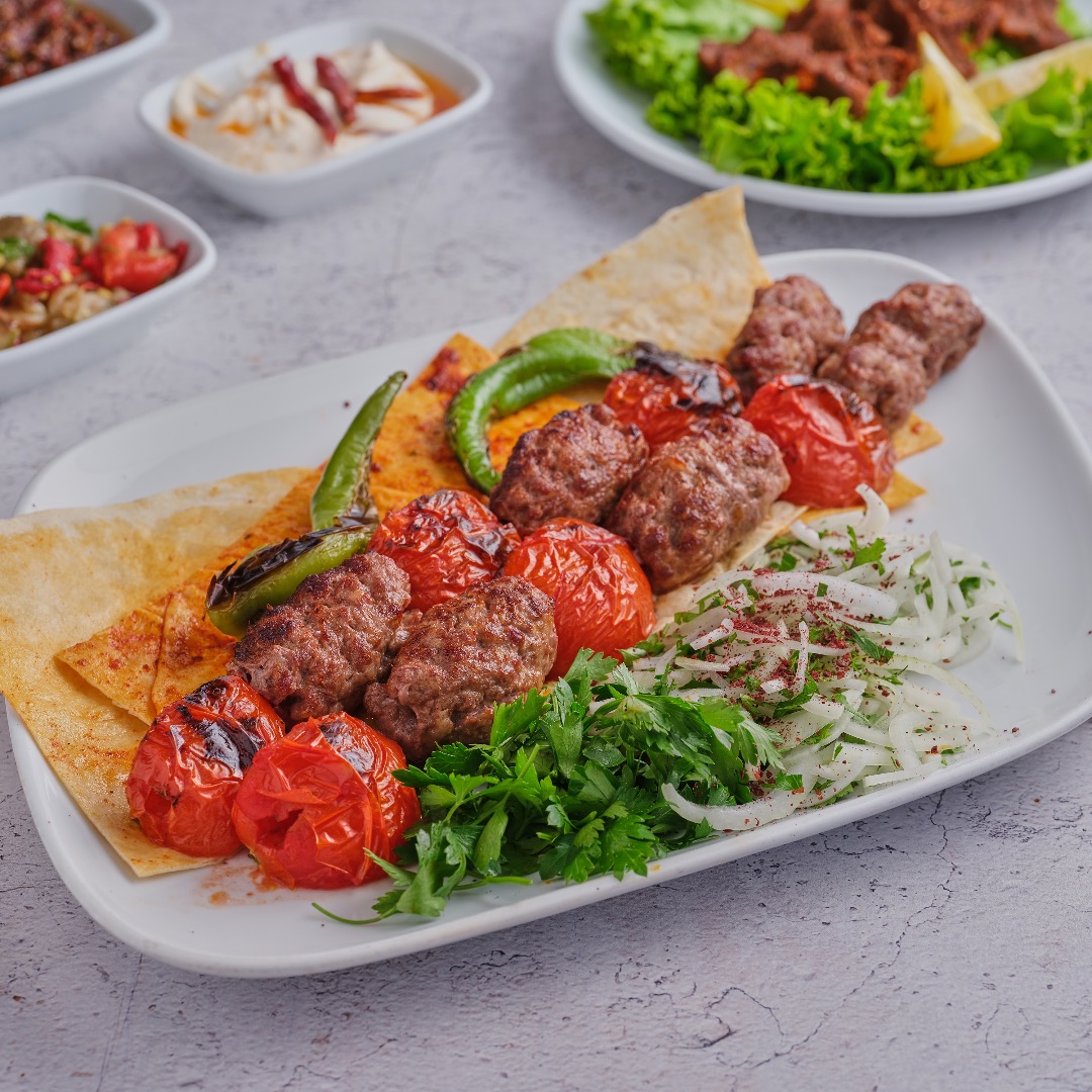 Domatesli Kebap